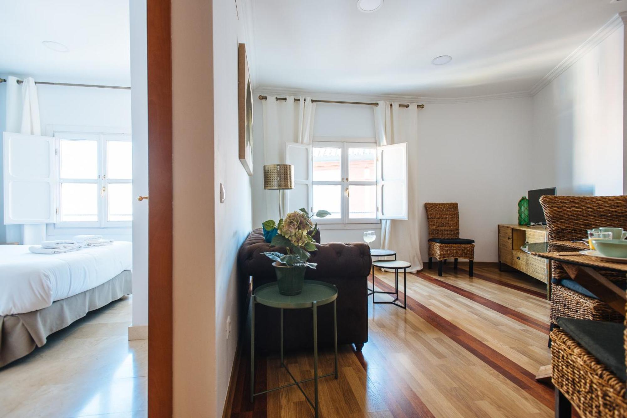 Hostly Orfila 3A-3B Exclusive Penthouse-Center-Fibre-Parking Optional Daire Sevilla Dış mekan fotoğraf
